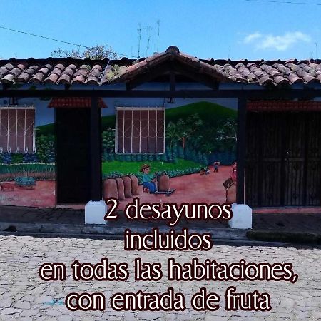 Portal De Los Farolitos Concepción de Ataco Exterior foto